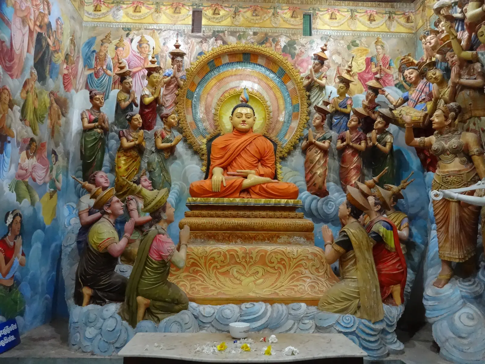 Angurukaramulla Temple with its dragon-mouth entrance, Negombo, Sri Lanka