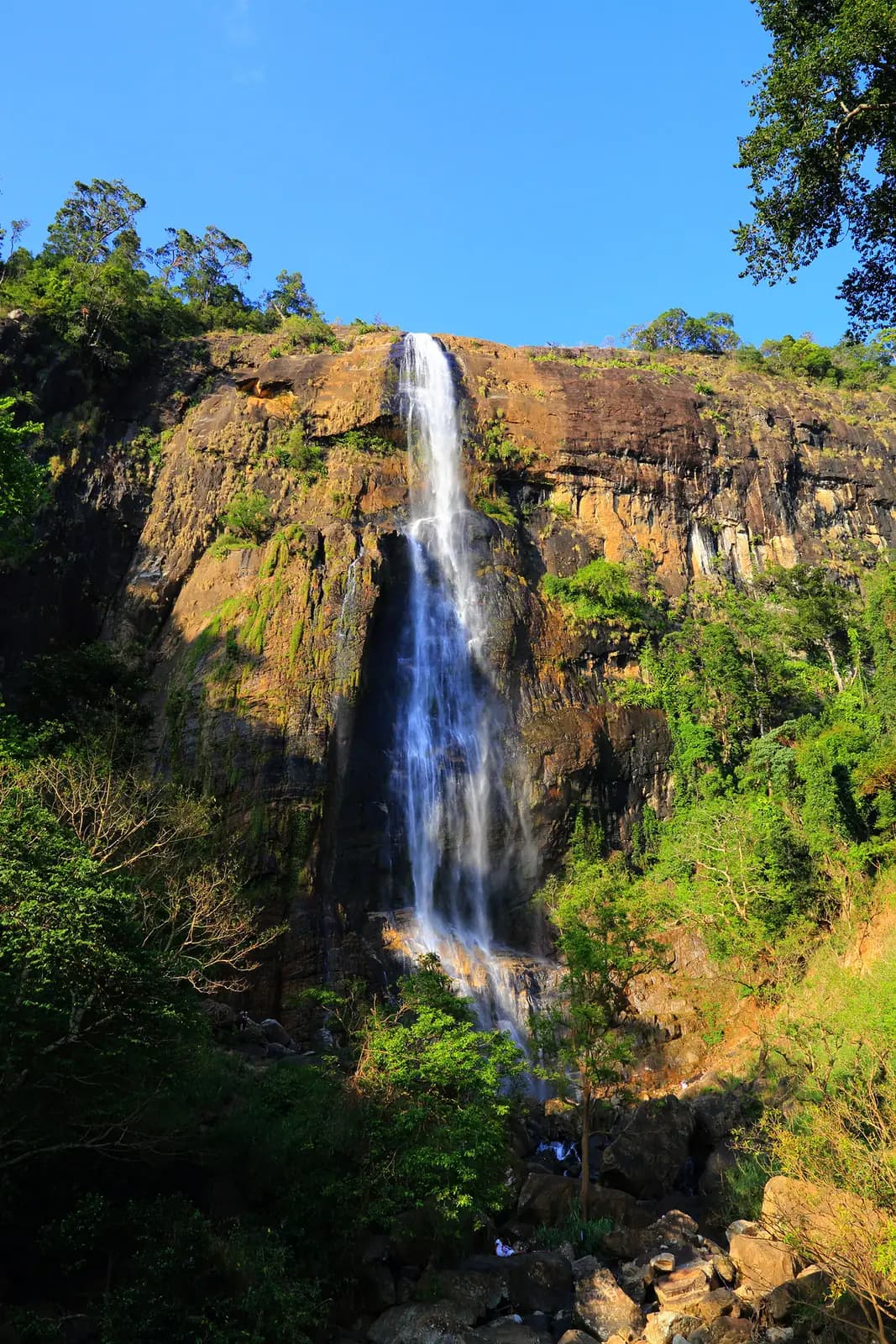 Diyaluma Falls plunging 220 metres near Koslanda, Sri Lanka
