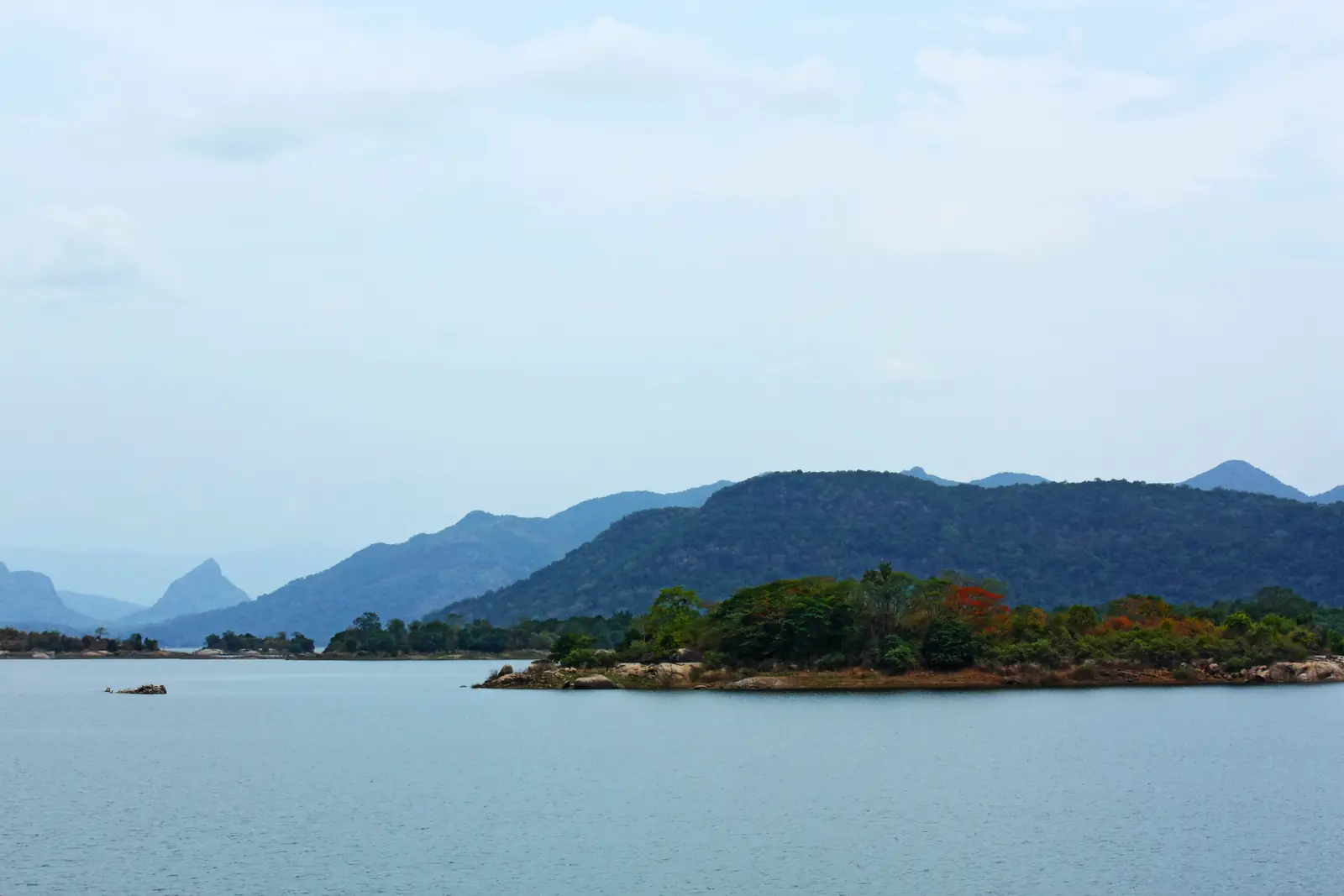 Senanayake Samudraya reservoir at Gal Oya National Park, Sri Lanka