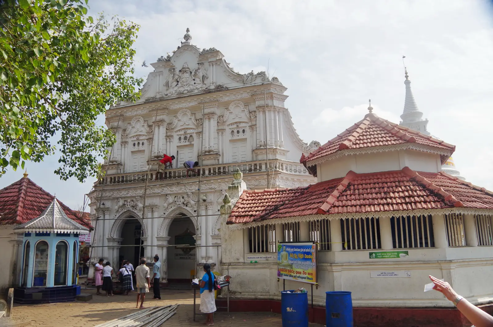 Kande Viharaya temple with its giant seated Buddha, Aluthgama, Sri Lanka