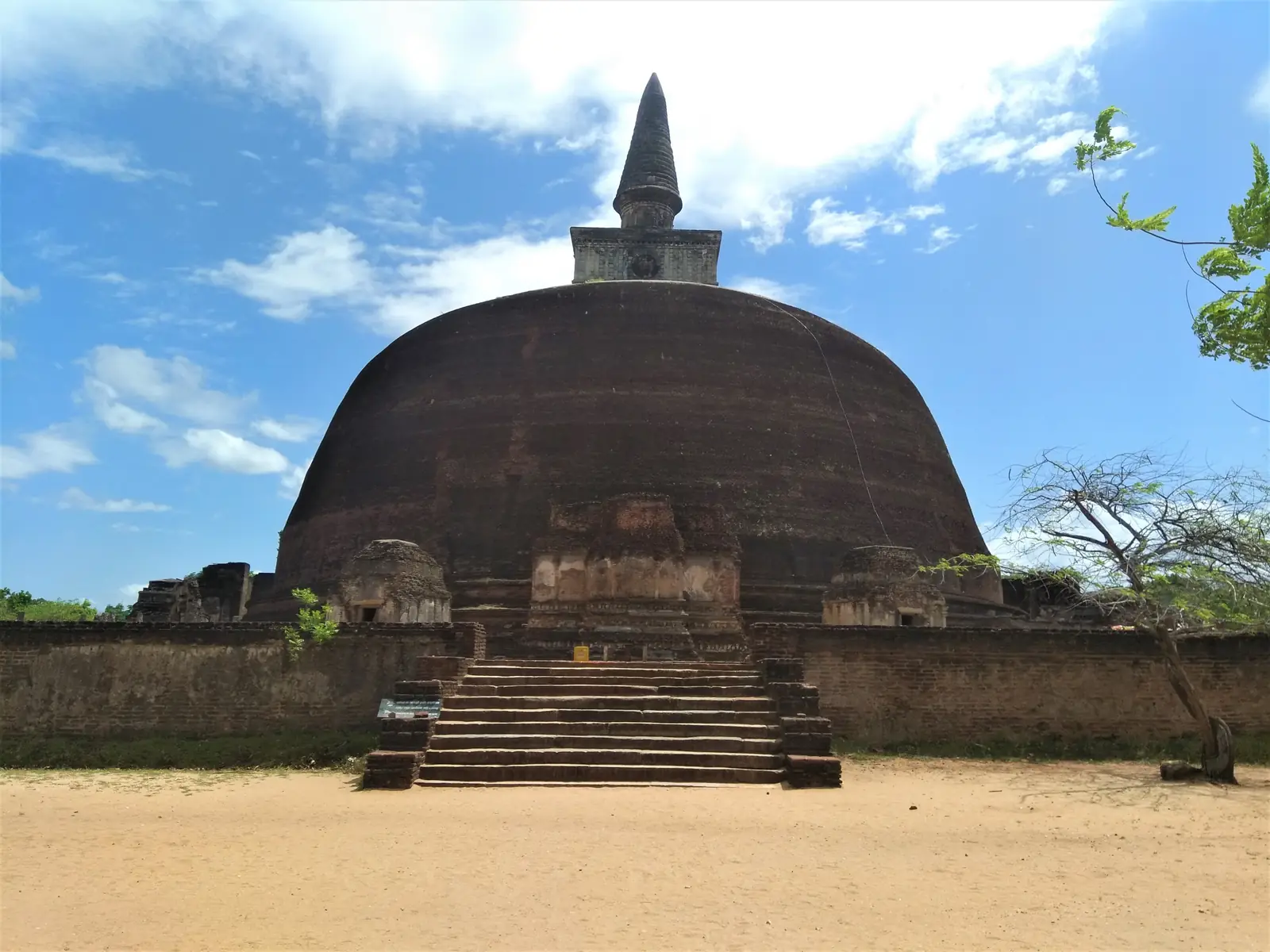 The great brick dome of Rankoth Vehera at Polonnaruwa, Sri Lanka