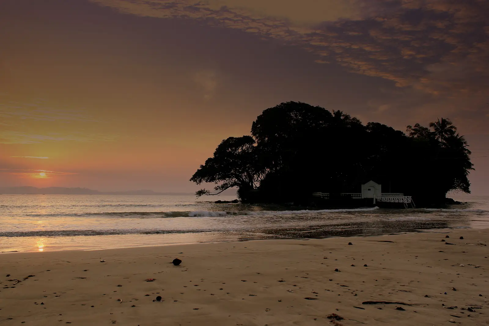 Taprobane private island in the bay at Weligama, Sri Lanka